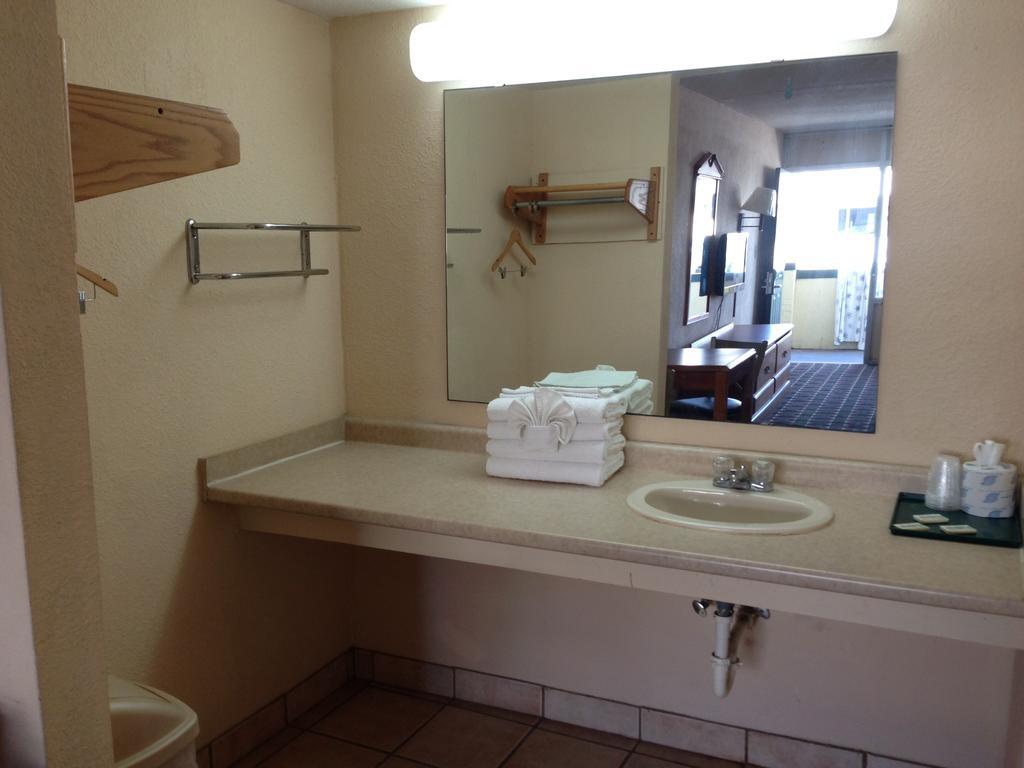 Happy Holiday Motel Myrtle Beach Rom bilde